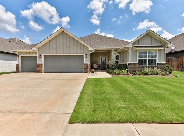 10808 Glover River Drive, Yukon, OK 73099