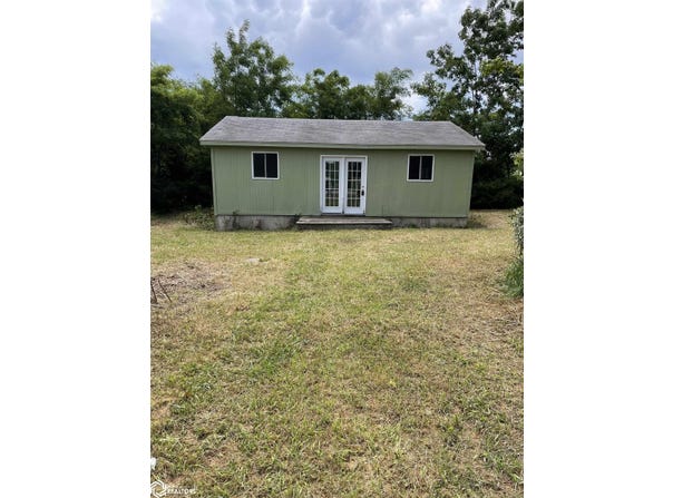 1960 N County Rd 800 Road, Nauvoo, IL 62354
