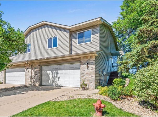 7289 32nd Avenue N, Crystal, MN 55427