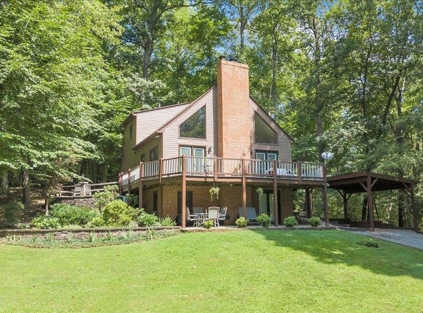 301 Eastview Drive, Madison Heights, VA 24572
