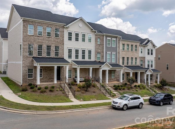 13924 Winmau Lane, Huntersville, NC 28078
