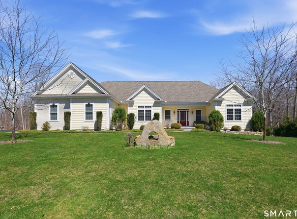 25 Colburn Drive, Colchester, CT 06415