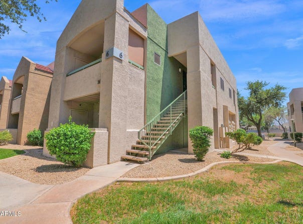 1295 N ASH Street, Gilbert, AZ 85233