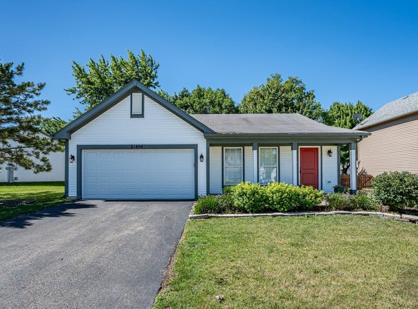 21804 W Halifax Drive, Plainfield, IL 60544