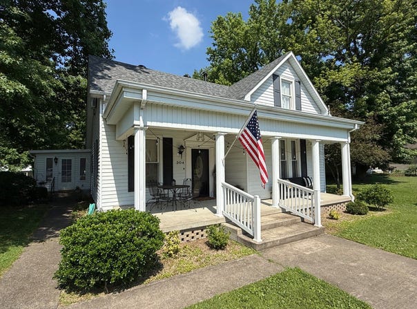 304 S Powell St, Norris City, IL 62869