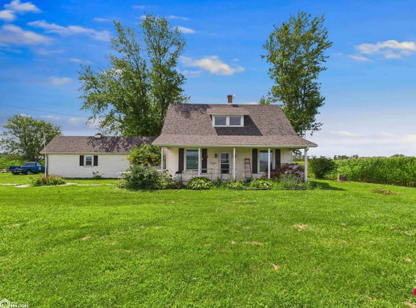 2525 E Hwy 9 & 94, La Harpe, IL 61450