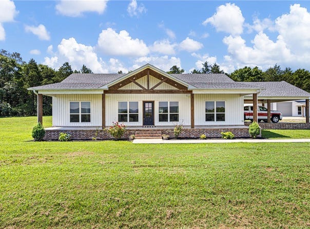 2505 Gunter Mountain Road, Hector, AR 72843
