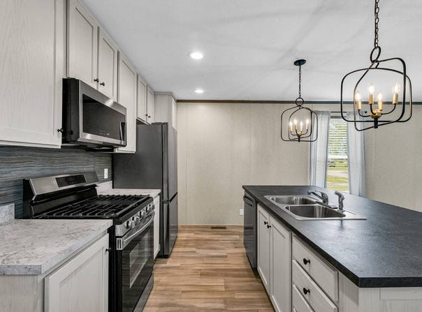 808 N. Prairieview Rd., Mahomet, IL 61853