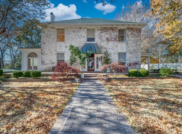 1419 S Main, Jonesboro, AR 72401