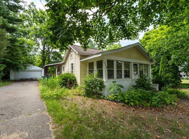 114 Mason Street, Decatur, MI 49045