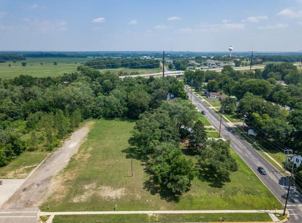 1.6 Acres Prospect and Lincoln Street, Mauston, WI 53948