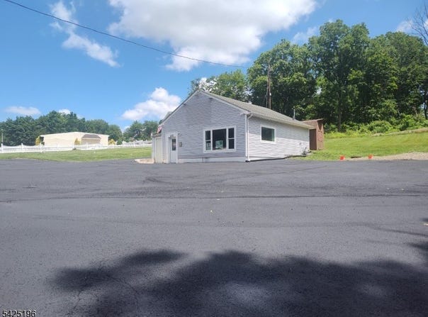 222 Route31, Washington Twp., NJ 07882-1550