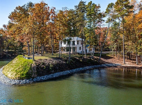 212A Gordon Drive, Weems, VA 22576