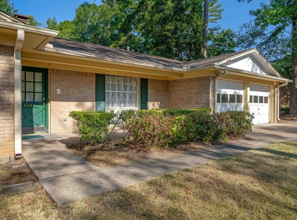1605 Auburn Dr., Longview, TX 75601