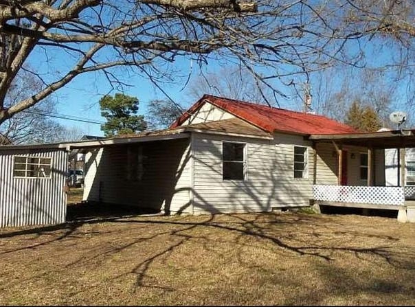 310 Roosevelt, Hooks, TX 75561