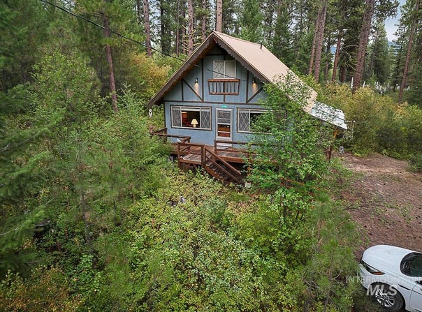225 Mesplie Rd., Placerville, ID 83666