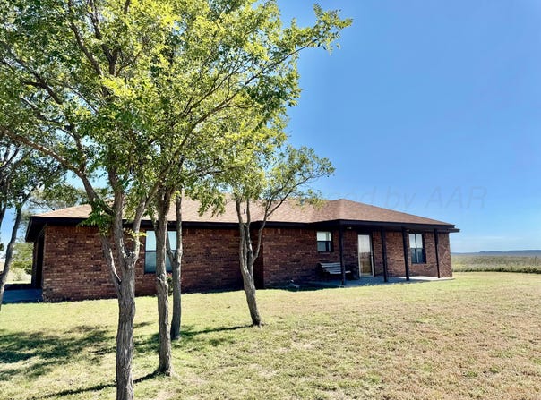 120 Antelope, Canadian, TX 79014