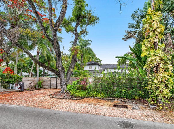 625 NE 15th Avenue, Fort Lauderdale, FL 33304
