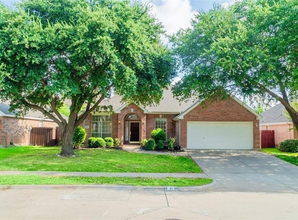 621 Trail Lake Drive, Richardson, TX 75081
