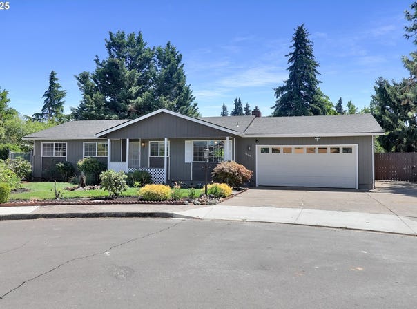 1266 KENRAY LOOP, Springfield, OR 97477