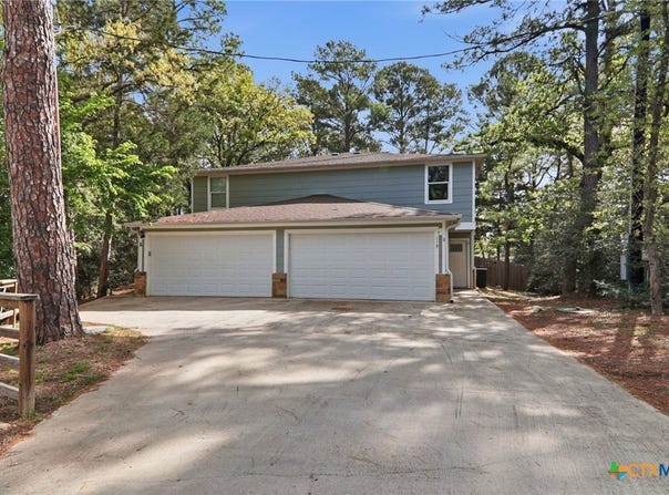 119 N Kanaio Drive, Bastrop, TX 78602