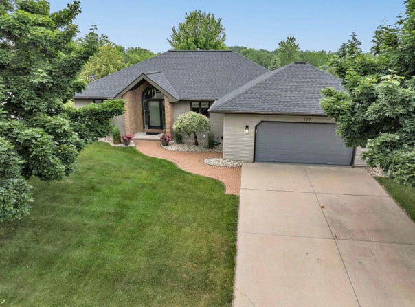 427 N 16TH Drive, STURGEON BAY, WI 54235
