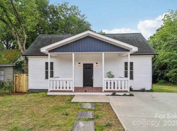 211 Brooklyn Avenue, Lancaster, SC 29720