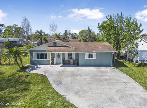 2216 Umbrella Tree Drive, Edgewater, FL 32141