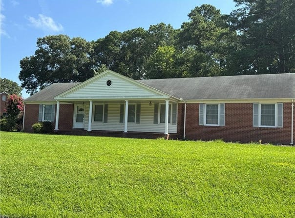 4328 Lynnville Crescent, Virginia Beach, VA 23452