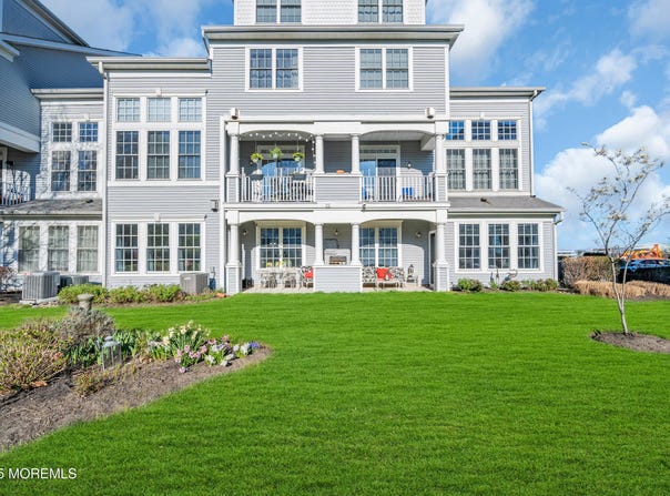 93 Golden Eye Lane, Port Monmouth, NJ 07758