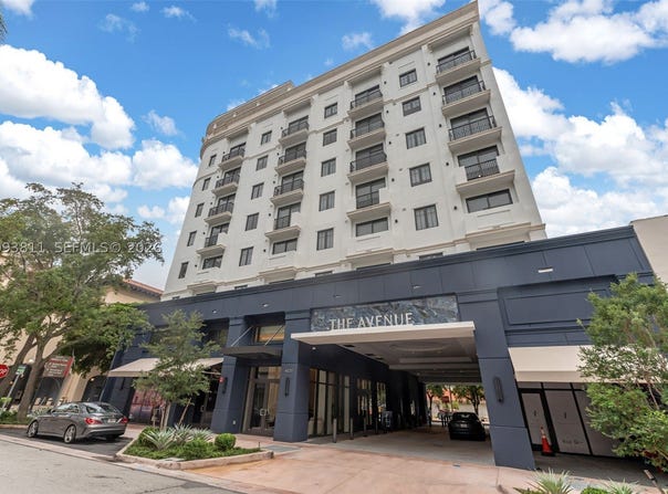 4220 Laguna, Coral Gables, FL 33146