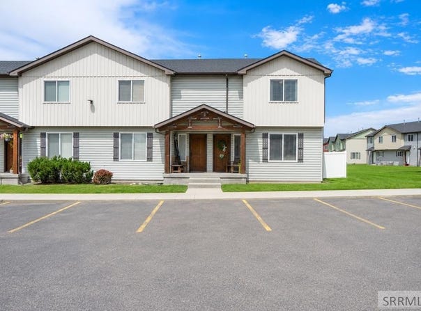 537 Countryside Avenue, Rexburg, ID 83440
