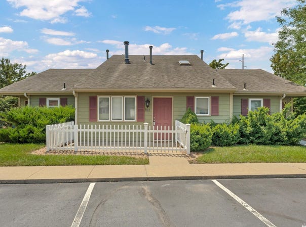 3013 Havrone Way, Lawrence, KS 66047