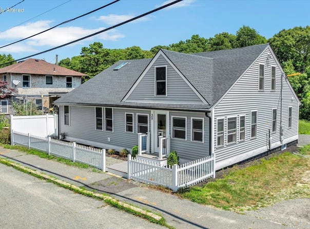 35 Locust Street, Onset, MA 02558
