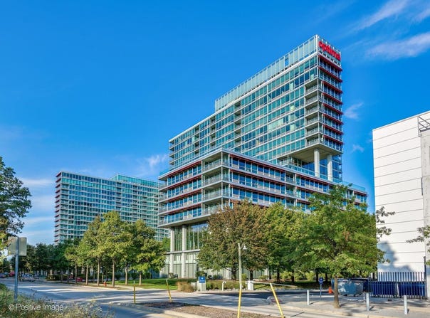 9715 WOODS Drive, Skokie, IL 60077
