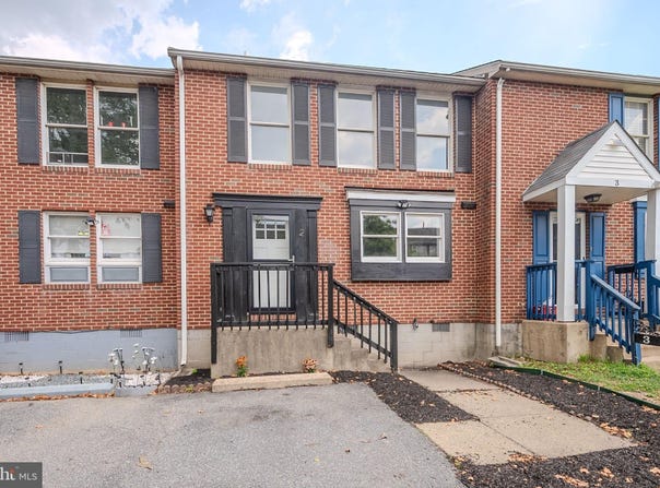2 KINGS GRANT WAY, WILMINGTON, DE 19802