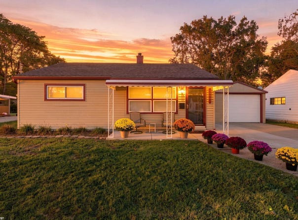 14401 Hendricks Avenue, Warren, MI 48089