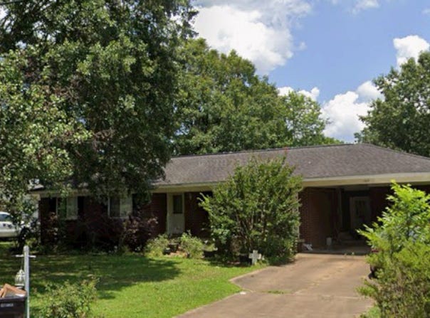 1000 Montgomery, Winona, MS 38967