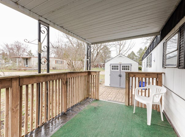1463 Pleasant St, Burlington, WI 53105