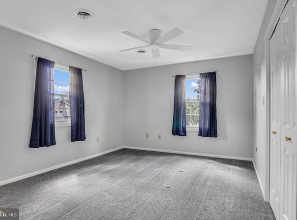 18 DOUGLAS COURT, CARLISLE, PA 17013
