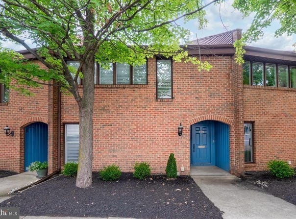 108 W BROAD STREET, BETHLEHEM, PA 18018