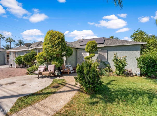 556 Harps Street, San Fernando, CA 91340