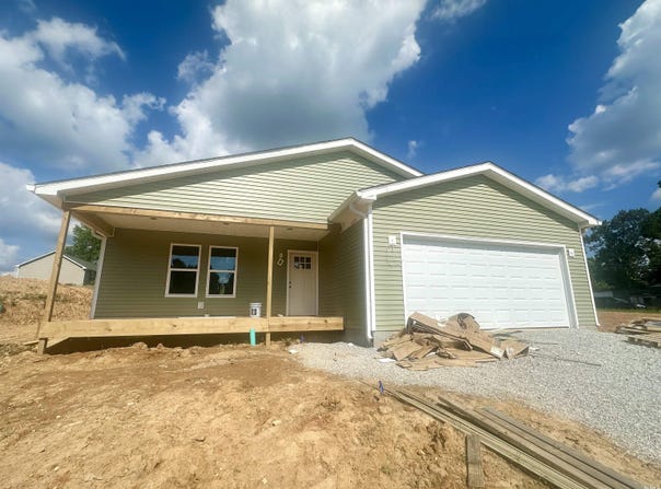 7519 State Rd 158, Bedford, IN 47421