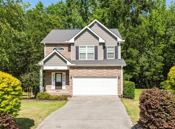 134 Royal Drive, Williamston, SC 29697