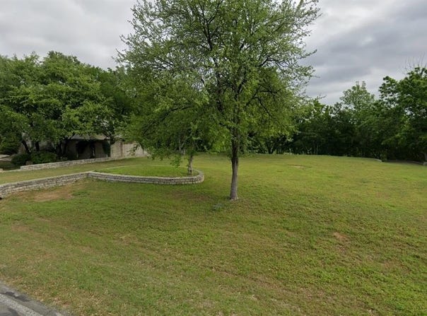 7818 Ravenswood Road, Granbury, TX 76049