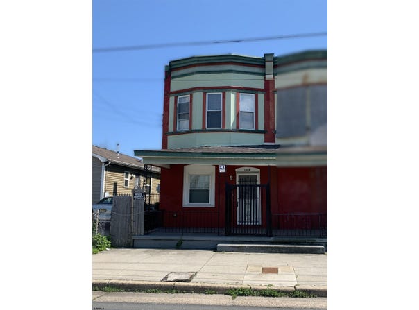 1828 Reverend J J Walters Ave, Atlantic City, NJ 08401