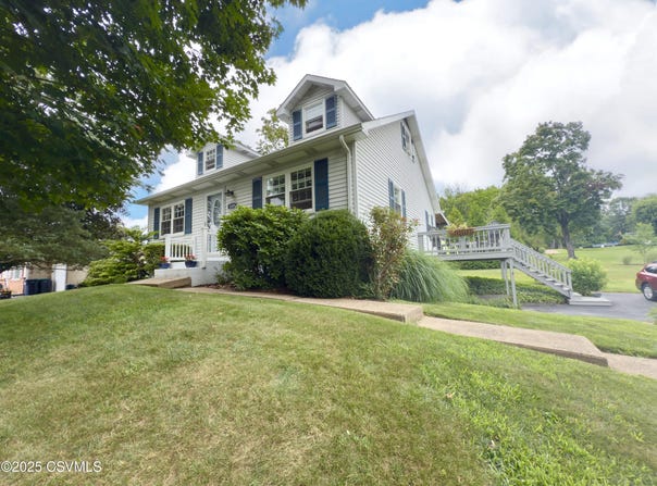 169 OAK Street, Danville, PA 17821