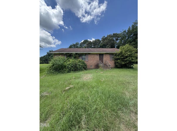 598 Bentonville Road, Four Oaks, NC 27524