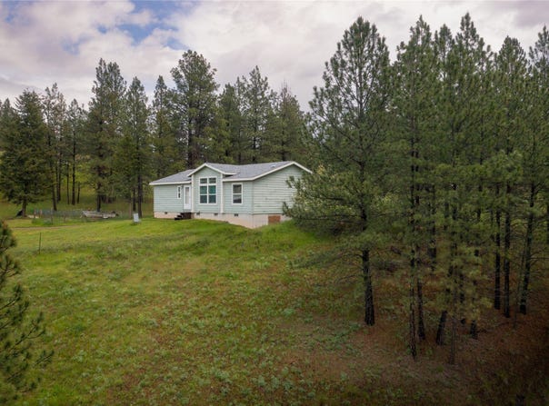 2801 Us Highway 93 S, Eureka, MT 59917