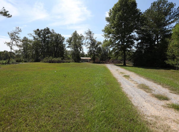 2122 Evelyn Gandy, Hattiesburg, MS 39401